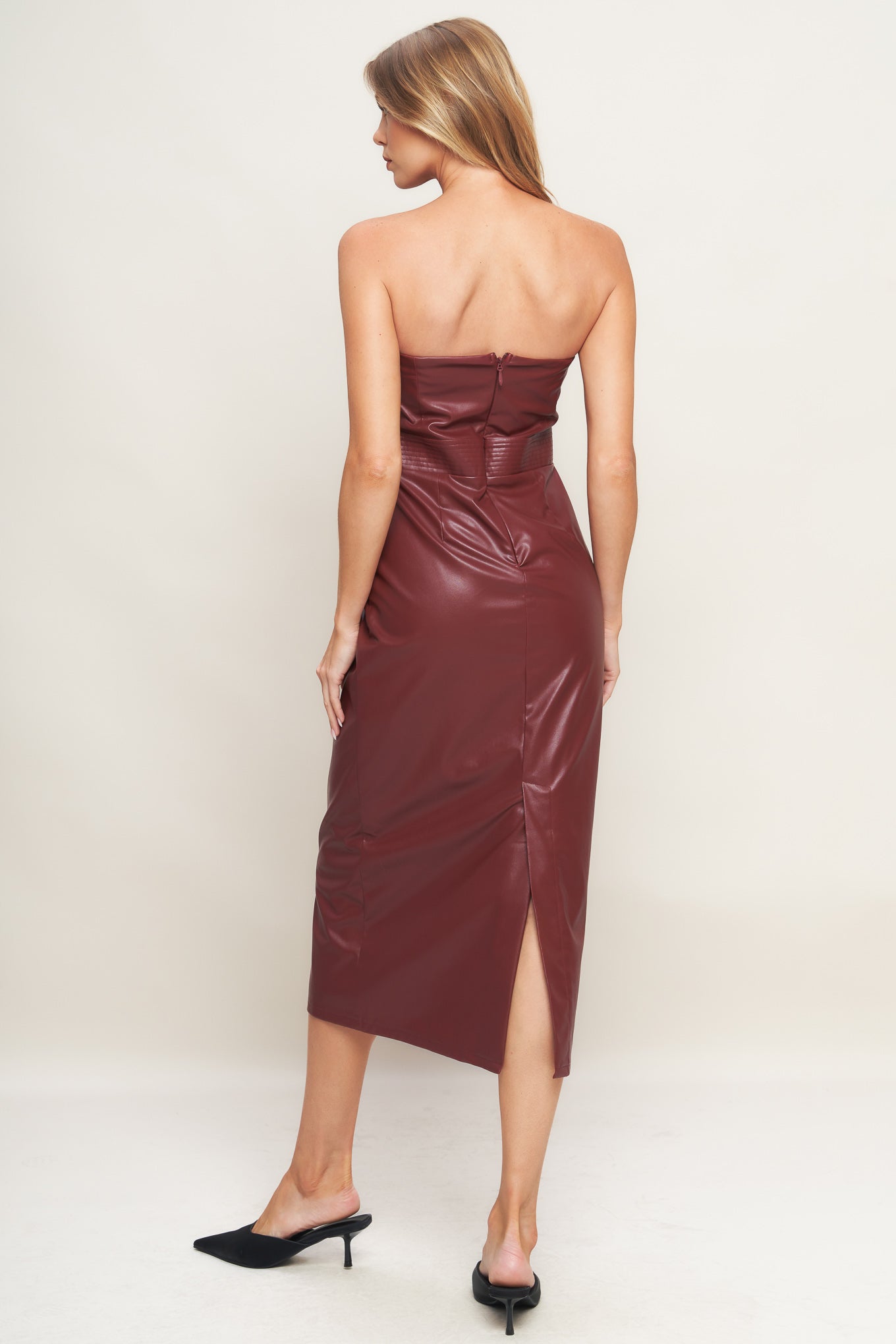 RUNWAY TREND FAUX LEATHER MIDI DRESS Flying Tomato